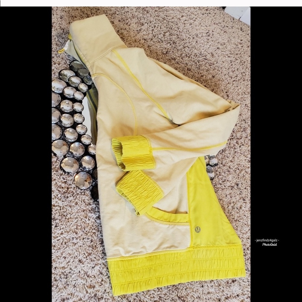 Lululemon blissed out zip up jacket